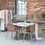 Noor 6080 kliendi ja konverentsitool