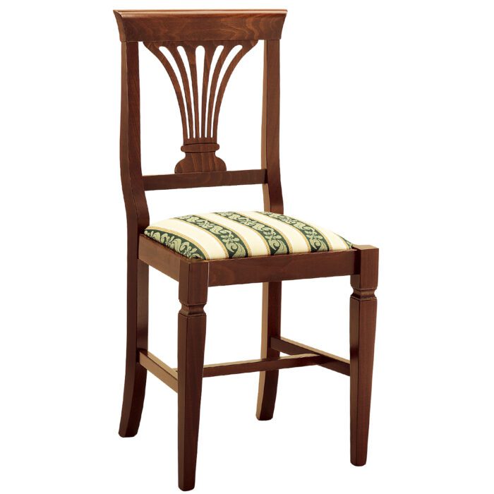 Klassikaline puidust tool 700