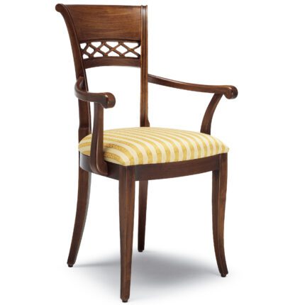 Käetugedega klassikaline puidust tool 821