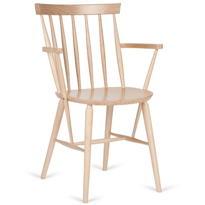 Välitingimustesse sobiv puidust tool B-9850
