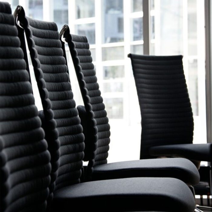 HÅG Excellence kontoritool sobib oma universaalse disainiga kaunistama nii kontoriruume kui kabinete.