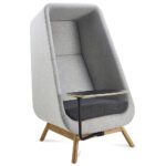 Muse sarja tugitoolidel on lisavõimalusena võimalik lisada kompaktne töölaud - nii on töötamine tugitoolis veelgi mugavam!