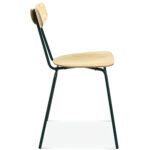 Skool tool on lihtsa disaini ja kerge konstruktsiooniga.