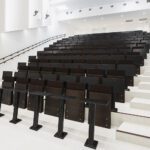 A7 kirjutuslaud loengusaalis