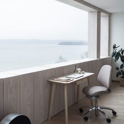 RH Mereo 200 Silver minimalistlik disain sobib igasse kontoriruumi