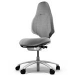 RH Mereo 220 kontoritool ergonoomilise istumisasendi ja sujuva reguleeritavusega
