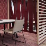 Swoosh tool minimalistliku metallraamiga koosolekualal, ühendades mugavuse, vastupidavuse ja kaasaegse disaini.